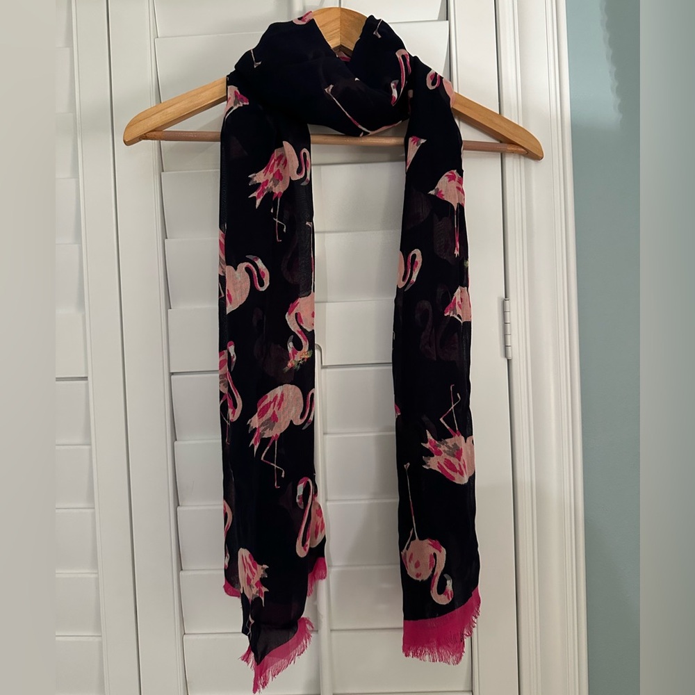 Vera Bradley Flamingo Scarf in Black and Pink